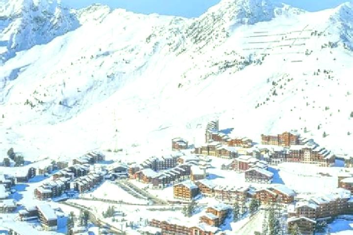 Amelia, 25 — Escort in Belle-Plagne, France
