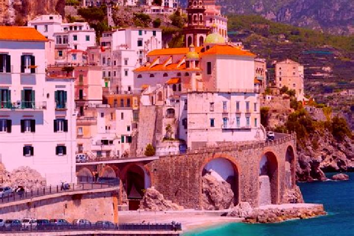 Amelia, 25 — Escort in Castelliri, Italy
