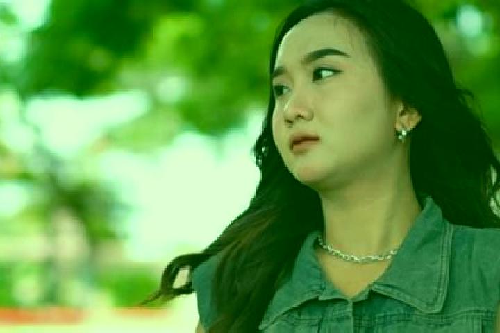 Amelia, 25 — Escort in Klepu Krajan, Indonesia