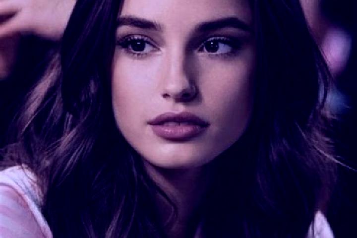 Amelia, 27, a brunette brown-eyed ebony companion based in Novodonetske. Offering Domination, Prostate Massage, Massage, GFE, Tantra. Available for incall an...