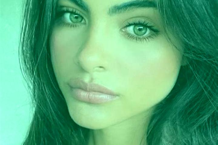 Amelia, 27, a brunette dark-eyed caucasian companion based in Tatelu. Offering Deep French Kissing, Girlfriend Experience, Couples. Available for incall and ...