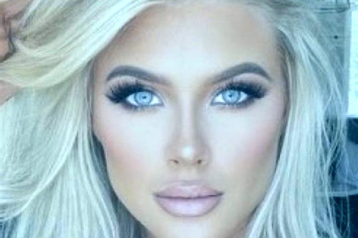 Amelia, 27, a platinum blonde dark-eyed caribbean companion based in Grosskirchheim. Offering Party Girl, Overnight, CIM, Travel Companion, Tantra. Available...