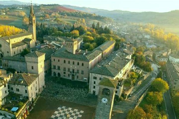 Amelia, 28 — Escort in Castelvetro di Modena, Italy