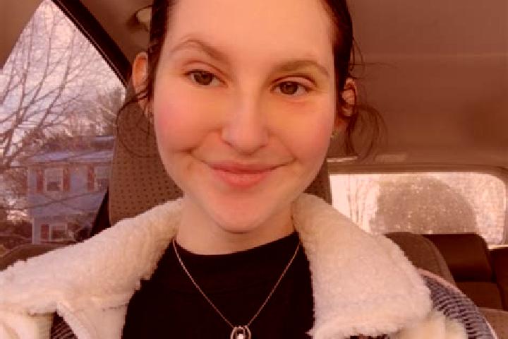Amelia, 28 — Escort in Chittenango, United States