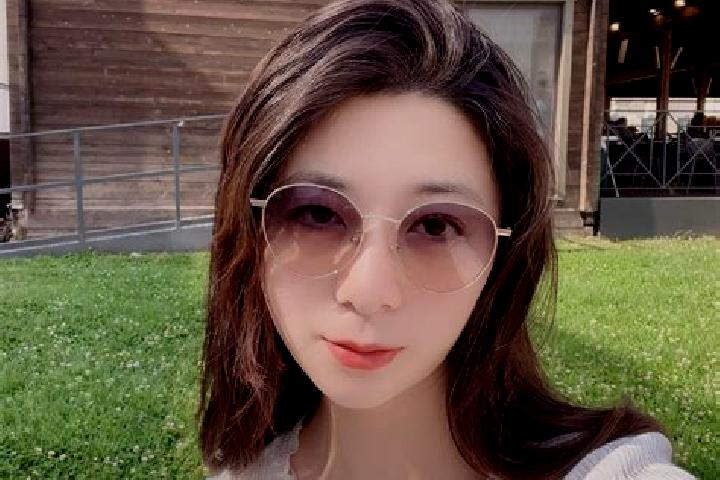 Amelia, 28 — Escort in Sijia, China