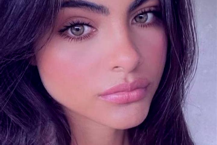 Amelia, 29, a black hazel-eyed middle eastern companion based in Mudashedde. Offering Tantra, Massage, Striptease. Available for incall and outcall, overnigh...