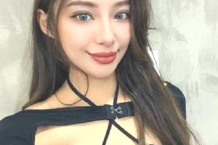 Amelia, 30 — Escort in Anhua, China