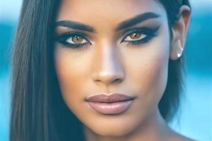 Amelia, 31, a black amber-eyed latina companion based in Zator. Offering Tantra, CIM, Domination. Available for incall and outcall, overnight bookings availa...