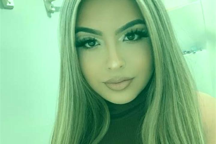 Amelia, 31, a blonde amber-eyed latina companion based in Gambulaga. Offering OWO, CIM, Couples, BDSM, 69. Available for incall and outcall, overnight bookin...