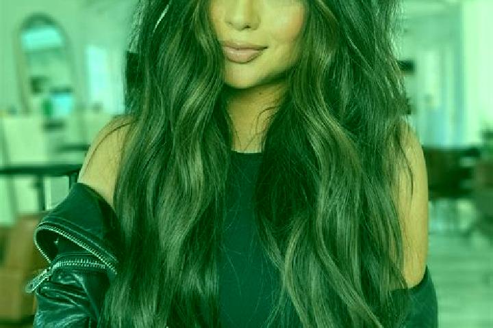 Amelia, 31, a brunette dark-eyed caribbean companion based in Kloeden. Offering Fetish, Roleplay, Prostate Massage, Girlfriend Experience. Available for inca...