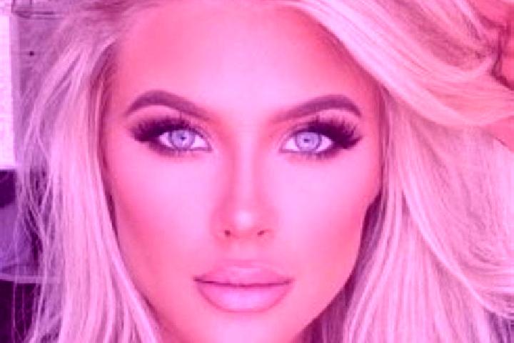Amelia, 31, a platinum blonde amber-eyed latina companion based in Bocamino. Offering Roleplay, Duos, Deep French Kissing. Available for incall and outcall, ...