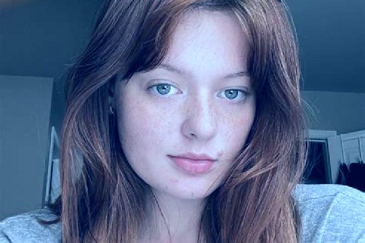 Amelia, 31, a red brown-eyed mediterranean companion based in Markt Neuhodis. Offering Massage, 69, Duos. Available for incall and outcall, day and evening d...