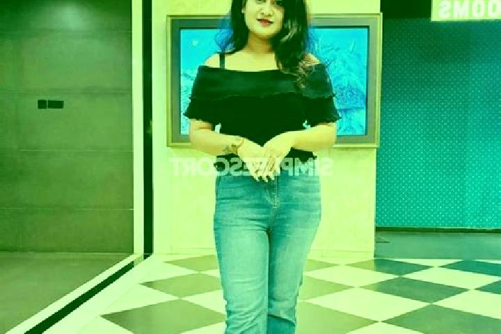 Amelia, 31 — Escort in Fatehpur, Pakistan