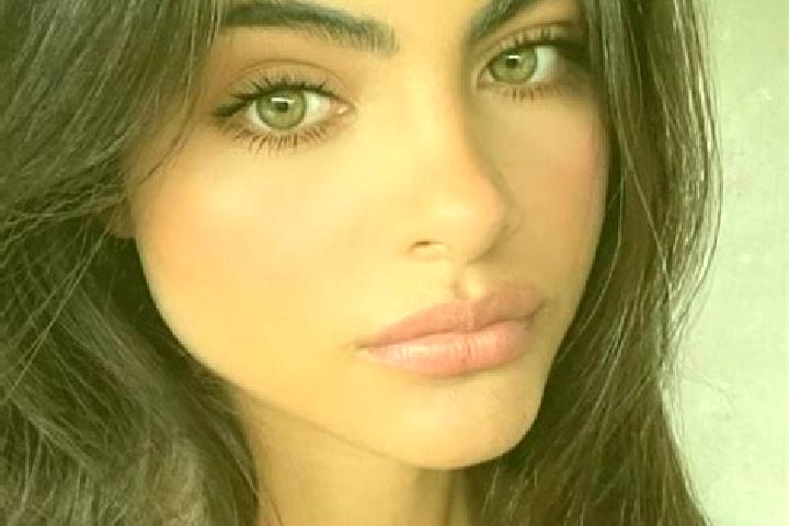Amelia, 32, a black dark-eyed indian companion based in Iron Acton. Offering Party Girl, CIM, BDSM. Available for incall and outcall, day and evening dates.