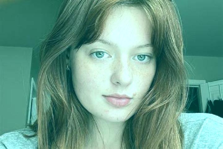 Amelia, 32, a red brown-eyed mixed companion based in Nangaroro. Offering Travel Companion, Party Girl, CIM, Deep French Kissing, Couples. Available for inca...