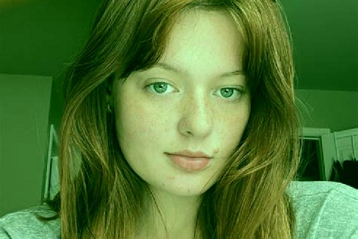 Amelia, 32, a red green-eyed caucasian companion based in Strizivojna. Offering OWO, Erotic Massage, 69, Deep French Kissing. Available for incall and outcal...
