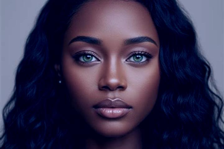 Amelia, 32, a red green-eyed ebony companion based in Tioro. Offering Fetish, Overnight, Dinner Date. Available for incall and outcall, overnight bookings av...