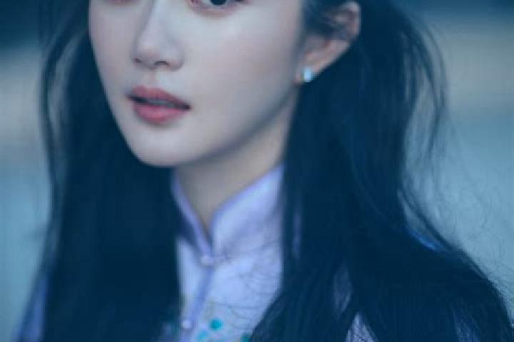 Amelia, 32 — Escort in Menghai, China