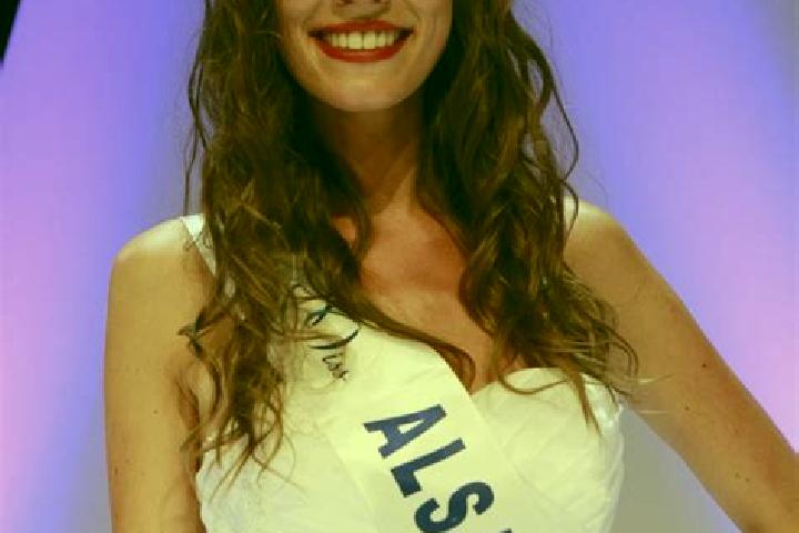 Amelia, 32 — Escort in Urmatt, France