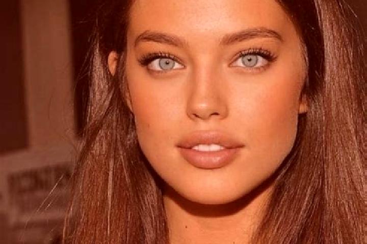 Amelia, 33, a chestnut green-eyed caucasian companion based in Melenki. Offering 69, BDSM, A-Level, Prostate Massage, Party Girl. Available for incall and ou...
