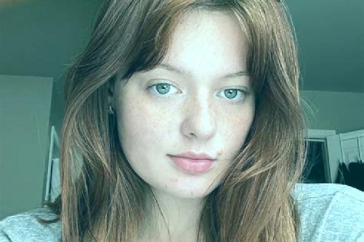 Amelia, 34, a auburn amber-eyed slavic companion based in Castiraga Vidardo. Offering 69, BDSM, Deep French Kissing, Roleplay, Girlfriend Experience. Availab...