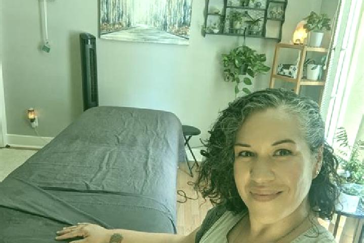 Amelia, 34, a black grey-eyed latina companion based in Everett. Offering Erotic Massage, Tantra, BDSM. Available for incall and outcall, day and evening dates.