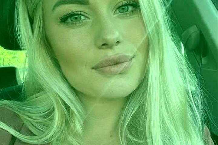 Amelia, 34, a blonde hazel-eyed mediterranean companion based in Tuklaty. Offering Deep French Kissing, GFE, Girlfriend Experience, Travel Companion, Duos. A...