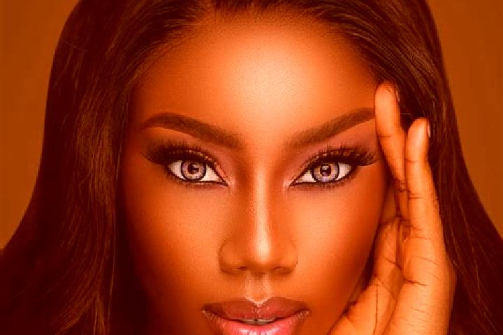 Amelia, 34, a chestnut blue-eyed ebony companion based in Orlianka. Offering CIM, Travel Companion, GFE. Available for incall and outcall, overnight bookings...