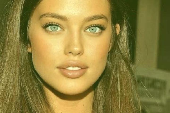 Amelia, 34, a chestnut green-eyed caucasian companion based in Boisoara. Offering 69, Erotic Massage, Overnight, Dinner Date. Available for incall and outcal...