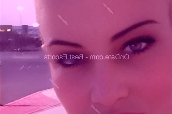 Amelia, 34 — Escort in Baitashan, China