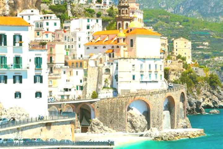 Amelia, 34 — Escort in Landiona, Italy