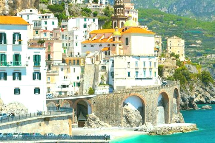 Amelia, 34 — Escort in Magugnano, Italy