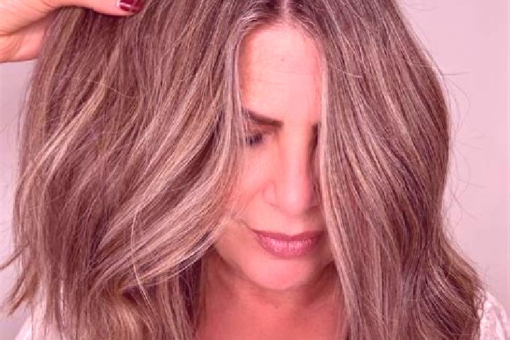 Amelia, 36, a dark blonde grey-eyed european companion based in Peramoga. Offering Erotic Massage, Party Girl, Couples. Available for incall and outcall, ove...