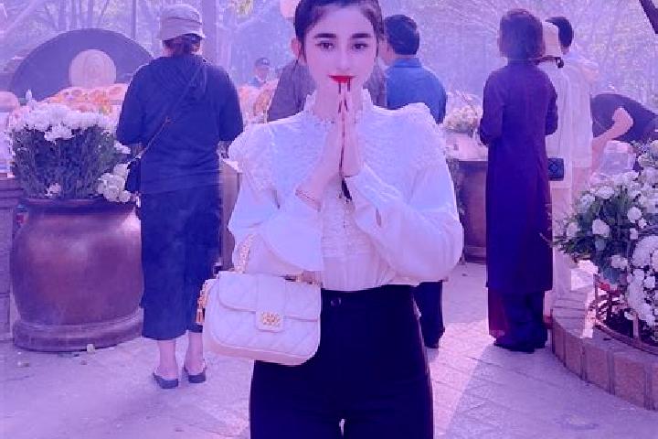 Amelia, 36 — Escort in Bac Lieu, Vietnam