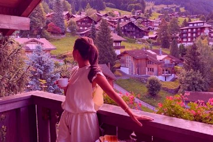 Amelia, 36 — Escort in Tecknau, Switzerland
