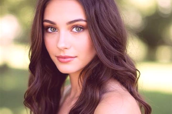 Amelia, 37, a brunette hazel-eyed caucasian companion based in Morcote. Offering Party Girl, A-Level, Massage. Available for incall and outcall, day and even...