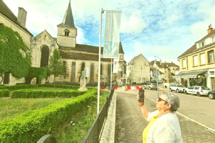 Amelia, 37 — Escort in Chatillon-sur-Colmont, France