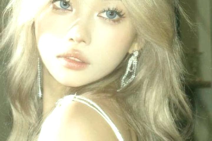 Amelia, 38, a blonde amber-eyed asian companion based in Collarmele. Offering Couples, OWO, Girlfriend Experience. Available for incall and outcall, overnigh...