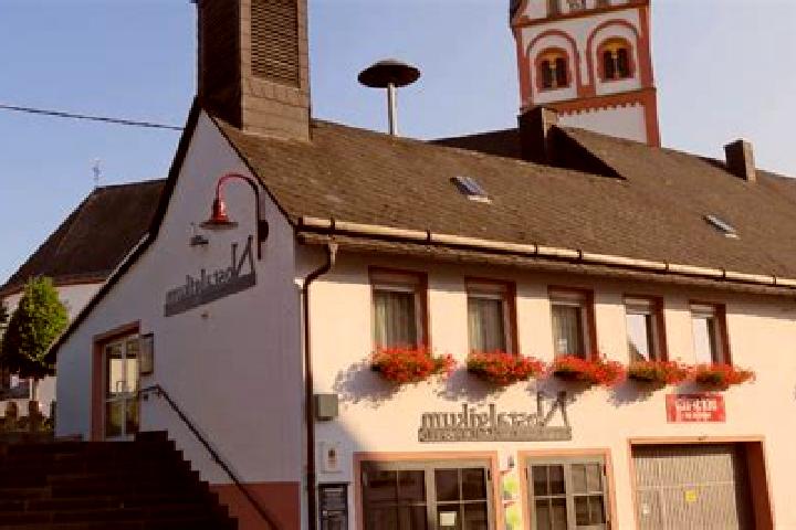 Amelia, 38 — Escort in Retterath, Germany