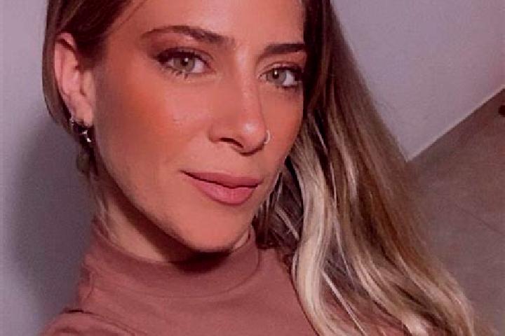 Amelia, 39 — Escort in Barrie, Canada