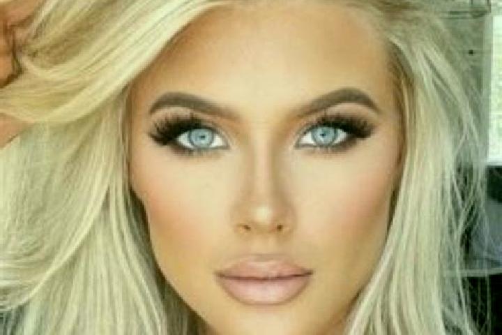 Aria, 20, a platinum blonde dark-eyed mediterranean companion based in Landero y Coss. Offering Dinner Date, Couples, BDSM, Girlfriend Experience. Available ...