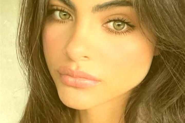 Aria, 20, a red grey-eyed indian companion based in Castelromano. Offering Erotic Massage, 69, Massage, Party Girl. Available for incall and outcall, day and...