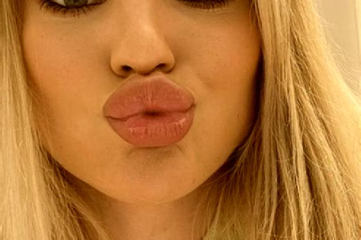 Aria, 20 — Escort in Baciu, Romania