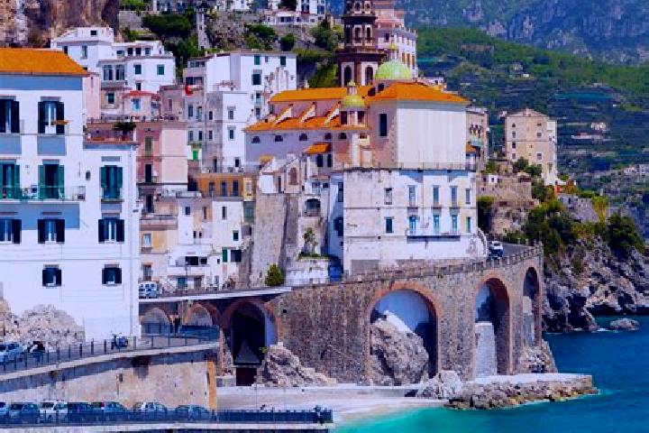 Aria, 20 — Escort in Bairo, Italy