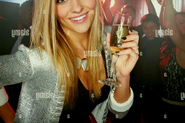 Aria, 20 — Escort in Charnay, France