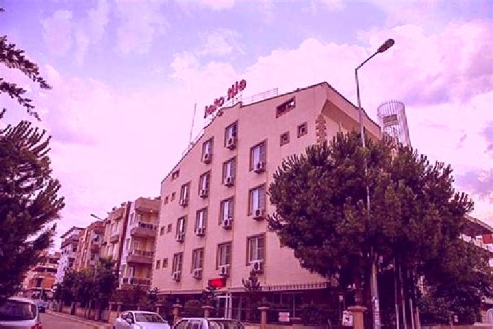 Aria, 20 — Escort in Kueltuer, Turkey