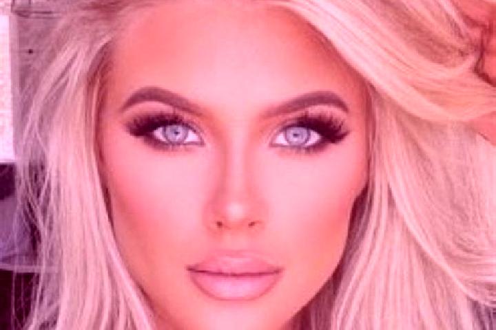 Aria, 21, a platinum blonde hazel-eyed latina companion based in Costa Valle Imagna. Offering Girlfriend Experience, Party Girl, Tantra, Duos, Couples. Avail...