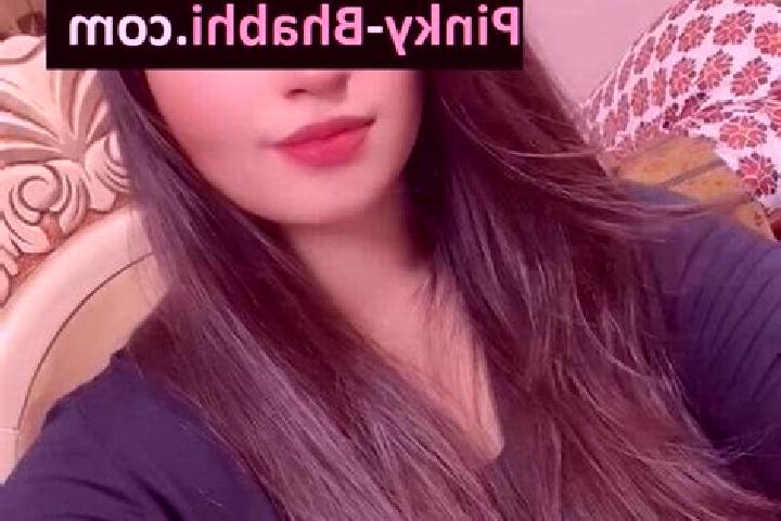 Aria, 21 — Escort in Raiganj, India