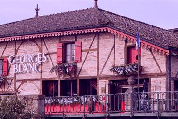 Aria, 21 — Escort in Vonnas, France