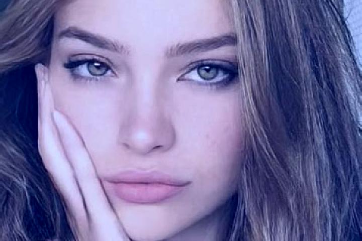 Aria, 22, a auburn hazel-eyed slavic companion based in Balidianzi. Offering Party Girl, CIM, Massage, Dinner Date, Deep French Kissing. Available for incall...